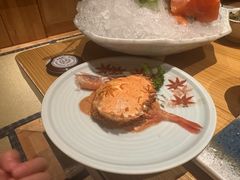 -花和海鲜自助(梅江店)