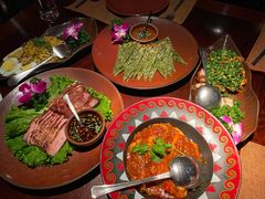 蓝凤凰酸辣虾-花马天堂云南餐厅 Lost Heaven(外滩店)