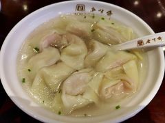 刀鱼馄饨-老半斋(福州路店)