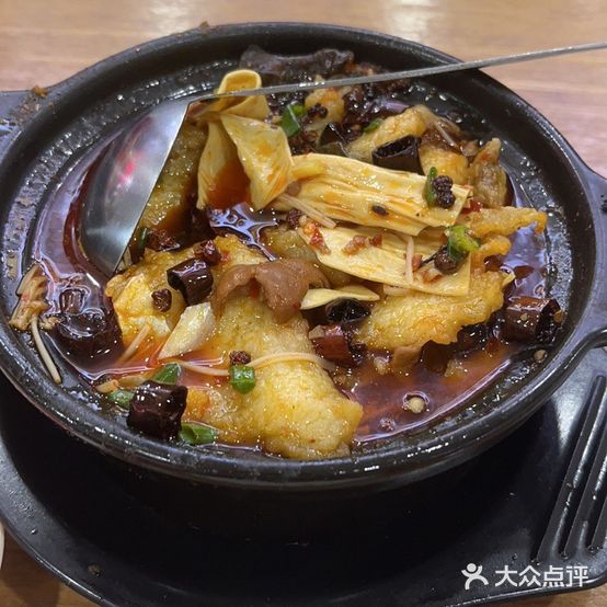 治勇时尚老火锅