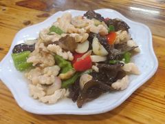 -小锅巴纳西餐厅
