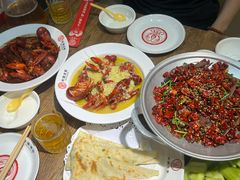 -叶派龙虾•招牌香辣蟹·海鲜(中海国际店)