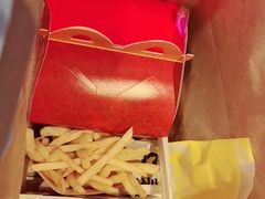 -麦当劳(杨林得来速店)