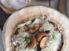 -卷心菜和避孕套餐厅(Pattaya)