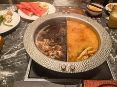 -牛YO寿喜烧·铁板烧和牛火锅自助(市府恒隆店)