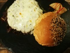 -HIGH FIVE哈福手工汉堡(桂林路店)