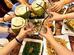 -两兄弟Song Pee Nong(2号店)