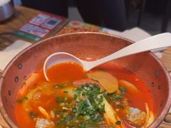 -成都你六姐·牛肉冒菜(上海环宇荟店)
