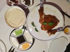 精品烤鸭-悦江(梅奔中心店)