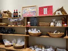 零售区-沁屋面包店(人民东路店)