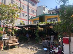 -Tikky Cafe
