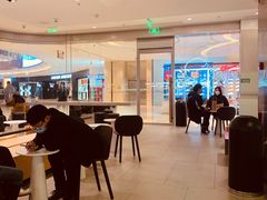大堂-喜茶(杭州滨江宝龙店)