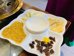 -哈啾嗨·新概念蒙餐(红星新城店)