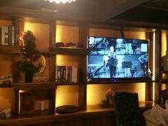 -胡桃里音乐餐厅(陶溪川店)(川湘赣菜·世界百大酒庄直供红酒·音乐表演)