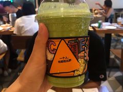 牛油果霜-乐凯撒披萨(中心书城店)