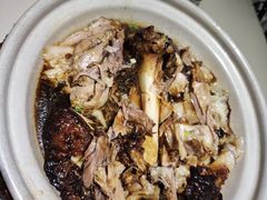 -老码头黑皮肘子锅包肉(赣水路店)