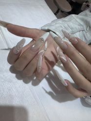 -LynLyn琳林美甲美睫