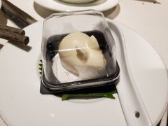 -海底捞火锅(长宁路龙之梦店)