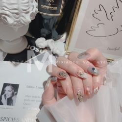 -米小兔美甲美睫