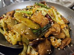 -渔语鱼新川菜Bistro(万象天地店)