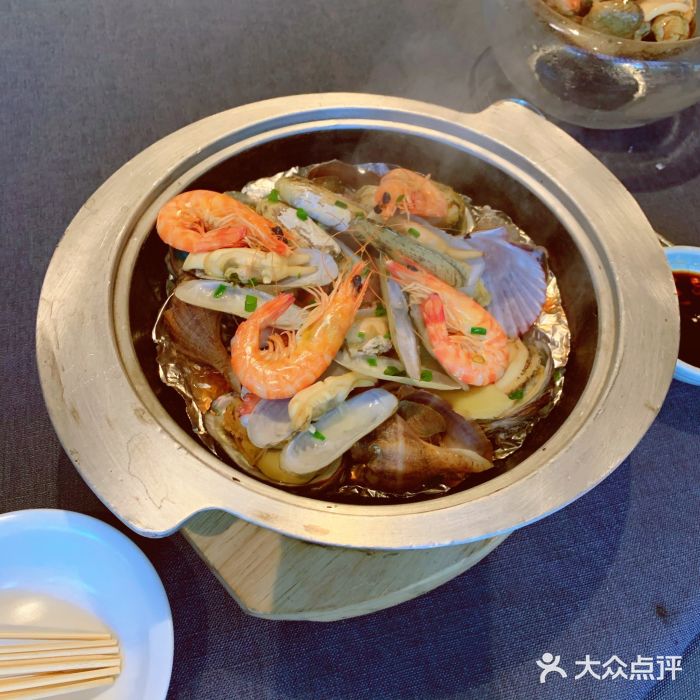 鲁采LU STYLE(新天地店)石锅原汁海鲜汇图片
