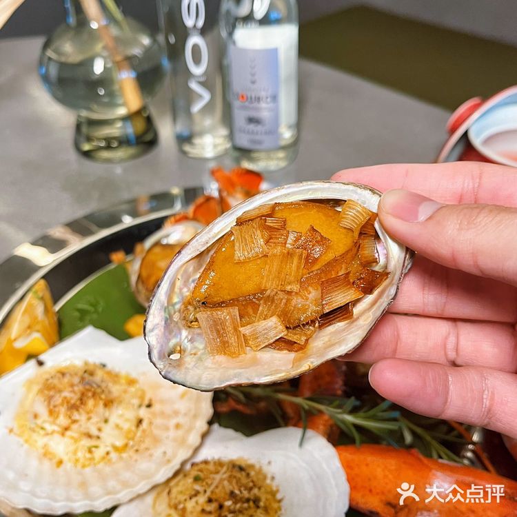 杭州艺术餐厅顶流，太炫🎸不仅仅是因为ta在52层高空🎈