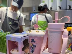 -奈雪的茶(亨特国际广场店)