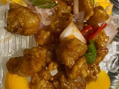 冰镇蜜桃猪颈肉-山泉公馆酒家(广州东站店)