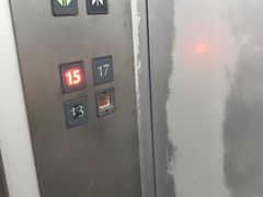 -Y&Y创意真人密室逃脱馆(人民广场步行街店)