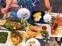 -两兄弟Song Pee Nong(2号店)