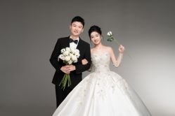 -雪中彩影婚纱摄影·品控旗舰店