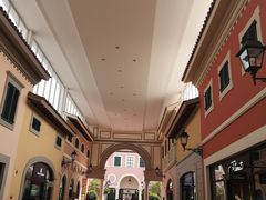 -佛罗伦萨小镇广佛名品奥特莱斯(疏港路店)