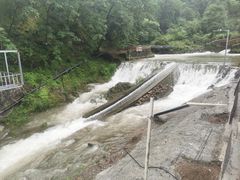 -藏龙百瀑漂流