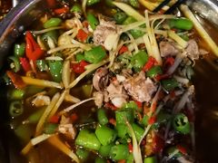 鲜锅兔-二钳洞庭虾蟹·江湖菜(成都鹭岛店)