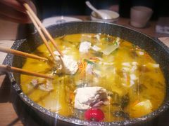 -山城外·非遗酸菜鱼(蜀都万达店)