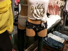 -Hollister(天环广场店)