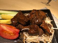-穹六人间 people 6(岳阳路店)