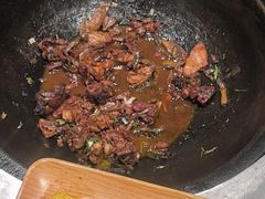 -咱屯子铁锅炖直营店(保利店)