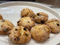 -HOT CRUSH趁热集合·现烤面包(环球港店)