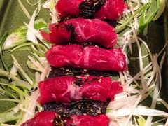 牛肉虾滑-三出山火锅(万象天地店)