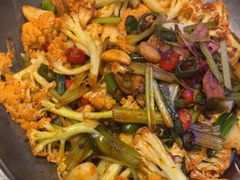 -路边边.炒菜烧烤.音乐餐厅(良乡长虹店)