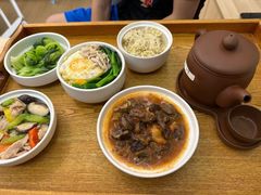 -雪梅月子中心(华侨城店)