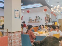 -休记光头香辣蟹干锅(绵竹店)