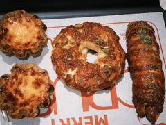 -HOT CRUSH趁热集合·现烤面包(环球港店)