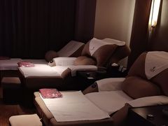 -金色印象·4K影院式足体养生(石碾盘店)