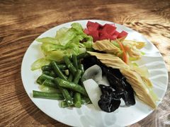 -清真吴记门钉肉饼·喜多利