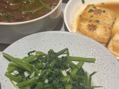 -客家大院·非遗赣南客家菜(郁孤台店)