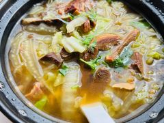 -闫家驴肉老店(华电一校店)