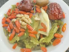 -伊源鼎盛餐饮服务有限公司