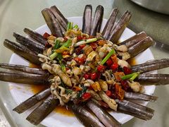 -三亚火车头万人海鲜广场